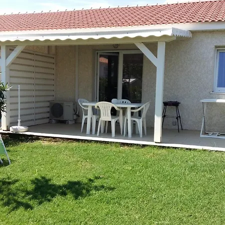 Mini T2, 200 M De La Plage, Piscine Chauffee, Jardin *