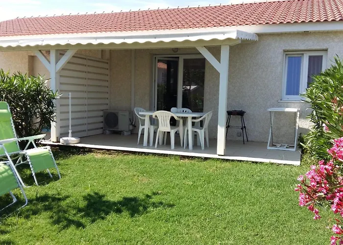 Mini T2, 200 M De La Plage, Piscine Chauffee, Jardin *